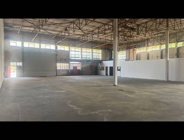 2,737M² WAREHOUSE TO LET IN HERMANSTAD